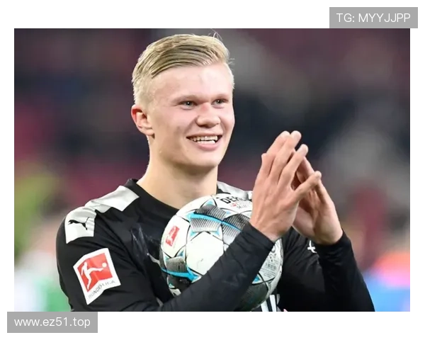 苏亚雷斯与哈兰德:全能中锋与终结机器的时代差异分析